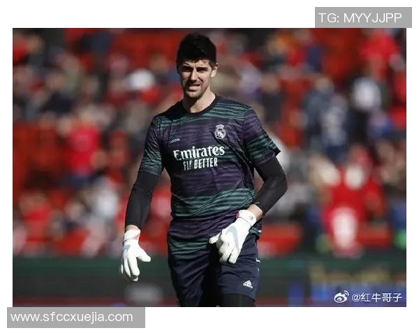 库尔图瓦的守门传奇：从青涩少年到世界顶级门将的成长之路