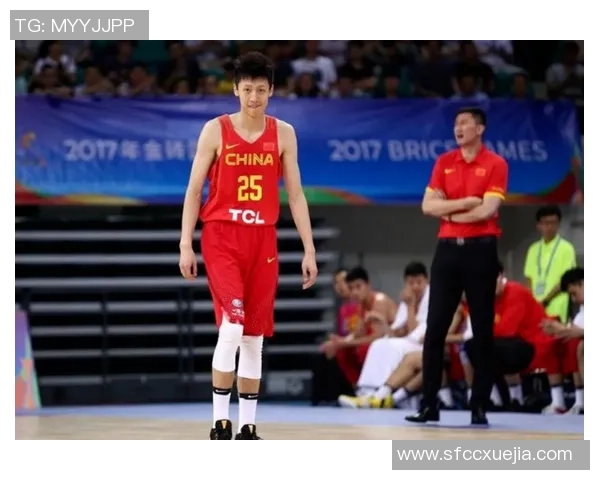 广厦与四川比赛争议引发热议球迷与专家各执己见探讨裁判判罚合理性